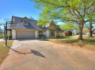505 E Yuma Dr, Broken Arrow, OK 74011