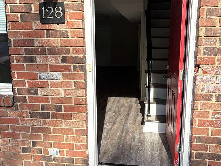 128 S Cedar Ln #2 — Photo 16