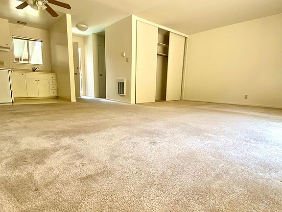 4th image of 2431 Carlmont Dr APT 16