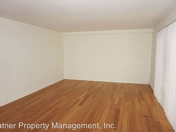 3rd image of 5709 Hazeltine Ave APT 1