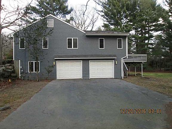 3rd image of 100 Jefferson Dr