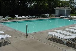 5th image of 3002 Newport Valley Cir #M-3