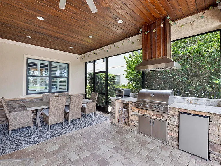 11525 NW 81st Pl — Photo 55