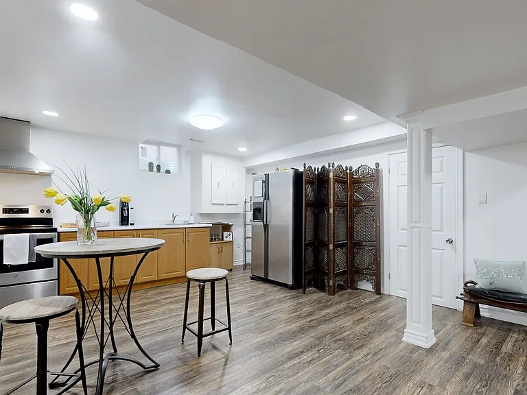 609 Flavelle Ct #1 — Photo 8