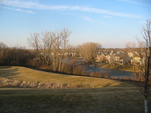 4th image of 759 Woodland Dr