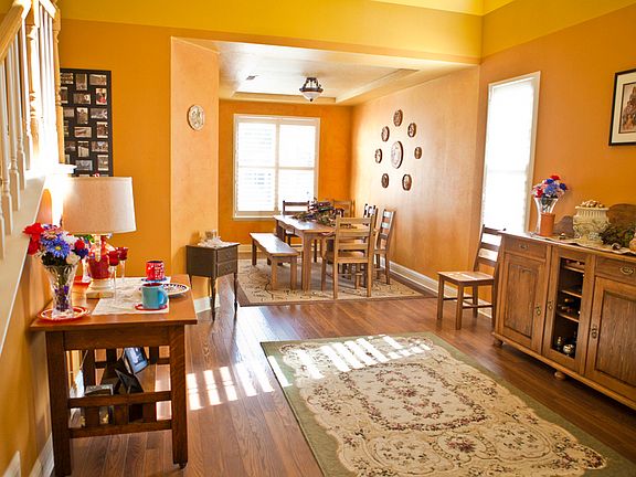 2nd image of 850 Winnipeg Ct