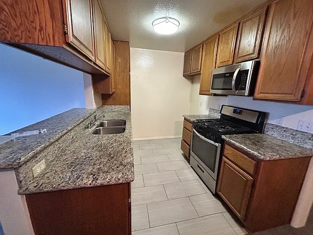 3552 S Centinela Ave #202 — Photo 10