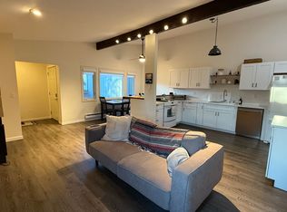 6006 More Ln, Anchorage, AK 99504