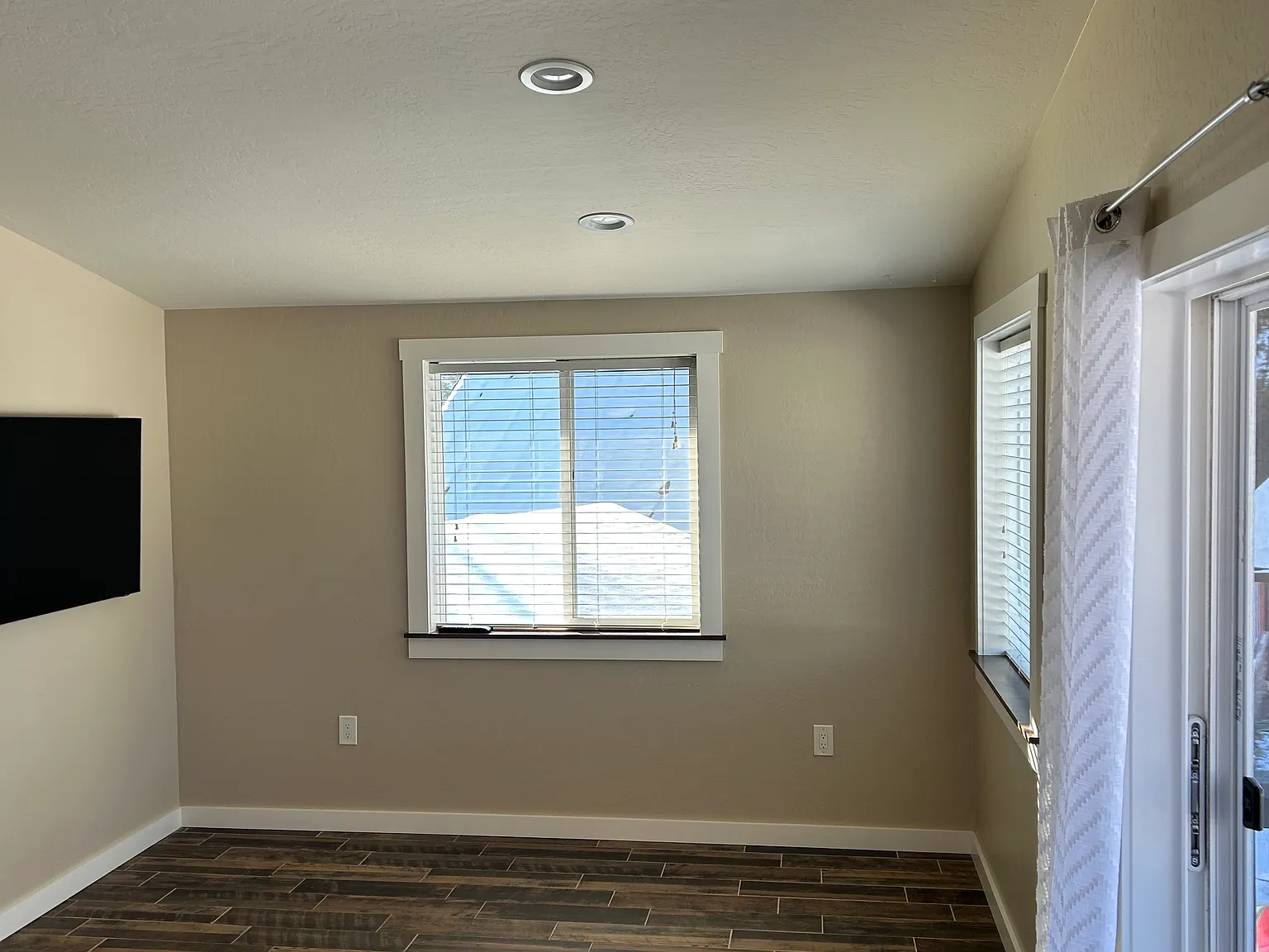 13 Placer Ave — Photo 2