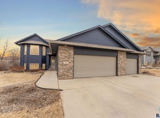 705 N Agate Ave, Brandon, SD 57005