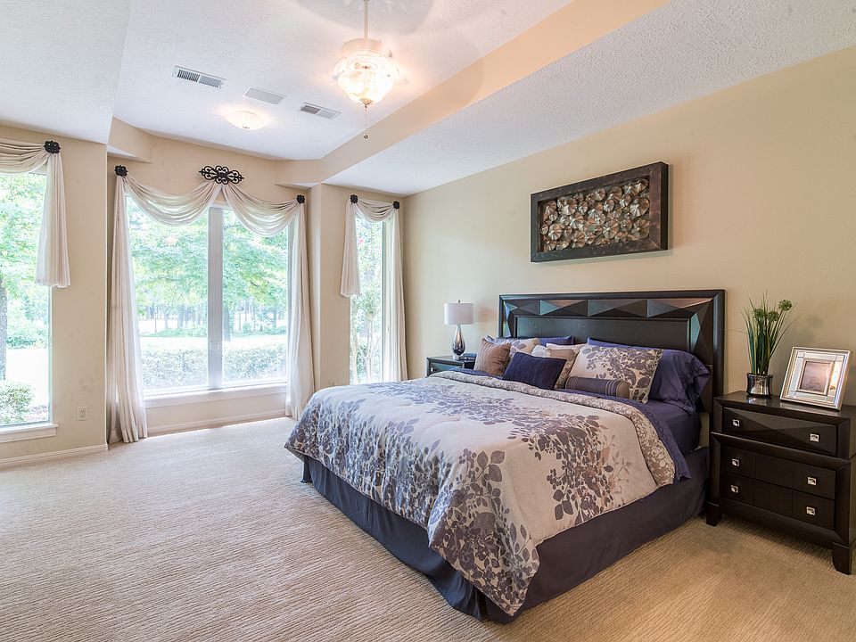 1st image of 80 Hidden Creek Ln