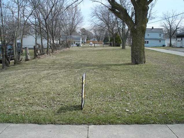1st image of 820 4th Ave