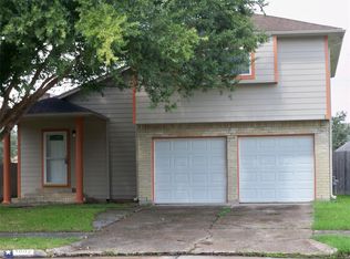 1002 W Brompton Dr, Pearland, TX 77584