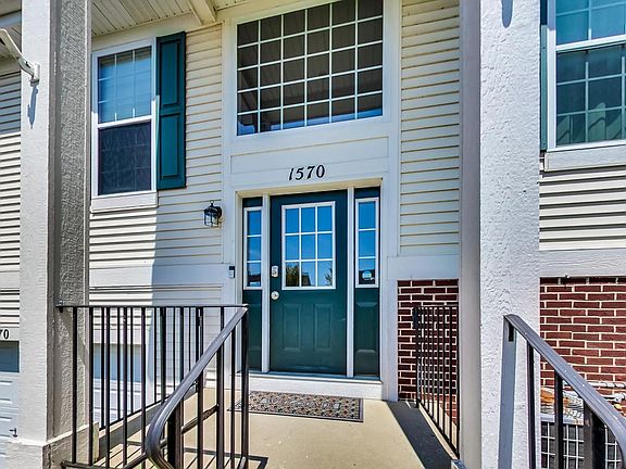 4th image of 1570 W Turtle Creek Ln #1570