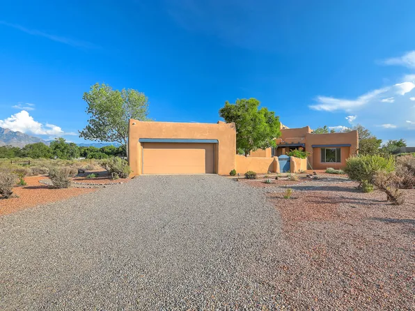19 Santa Maria, Corrales, NM 87048