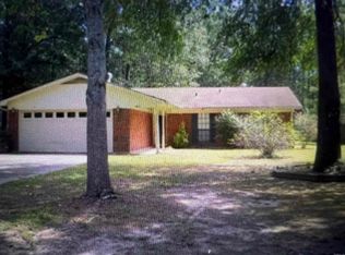 6609 W Pinewood Dr, Pine Bluff, AR 71603