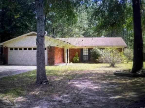 6609 W Pinewood Dr, Pine Bluff, AR 71603