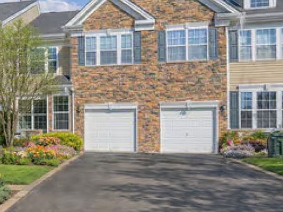 2nd image of 24 Barr Ln