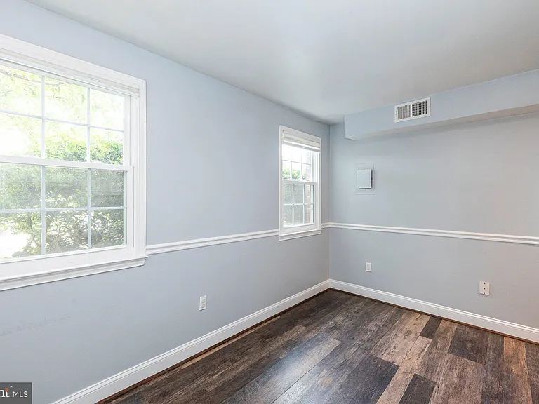 702 Quince Orchard Blvd #P-2 — Photo 15