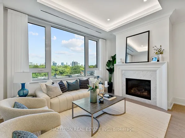 128 Hazelton Ave #404, Toronto, ON M5R 2E5