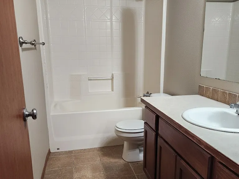 199 Goldmyer Dr — Photo 14