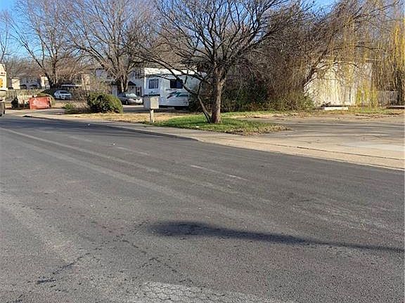 3rd image of 542 N Betty Jo Dr