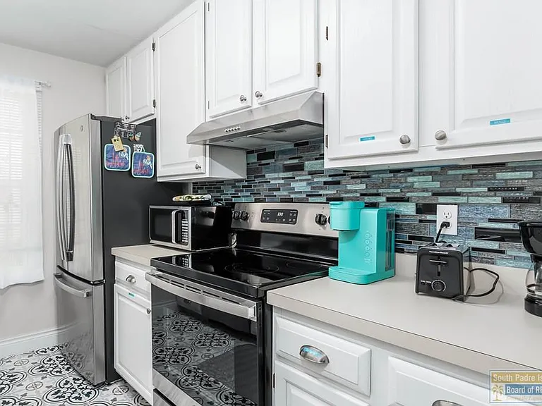 127 E Atol St #A — Photo 10