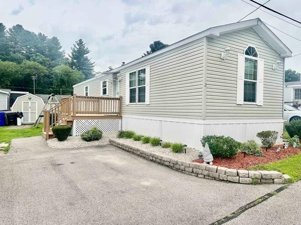 3 Village Lane, Hudson, NH 03051