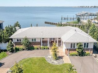 65 Fairwater Ave, Massapequa, NY 11758