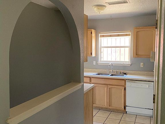 3rd image of 12529 Angie Bombach Ave
