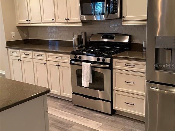 5th image of 11204 Roseate Dr