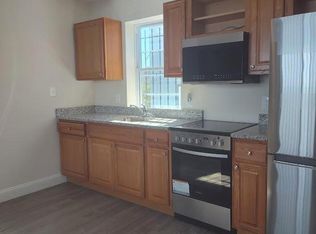 4230 6th St SE #2, Washington, DC 20032