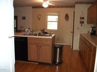 25 Pineview Dr, Flemington, PA 17745