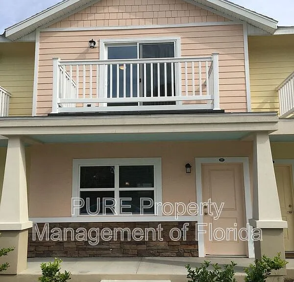 339 NE Sanchez Ave #103 — Photo 1