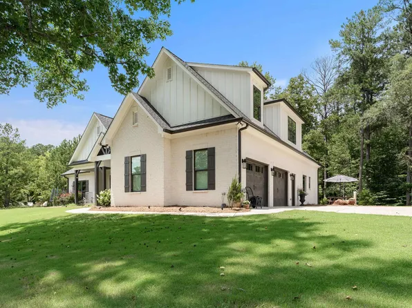 340 Lake Cottage Rd, Sterrett, AL 35147