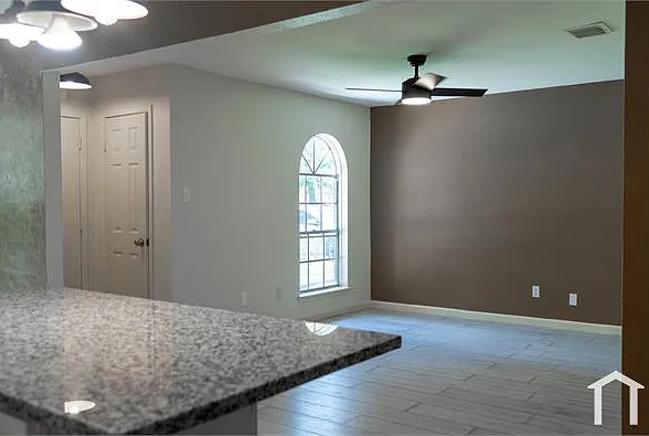 2602 Tinechester Dr — Photo 7