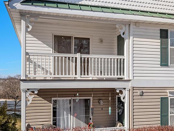 3rd image of 1125 Arbor Creek Dr APT 3D