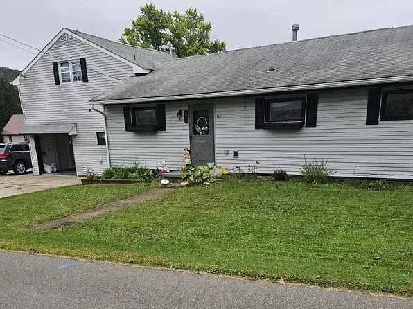 27 S Elm St, Port Allegany, PA 16743
