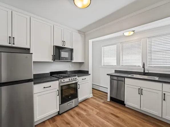 South Glens Falls (Saratoga Ave/ New St), 35 Saratoga Ave APT 3, South Glens Falls, NY 12803