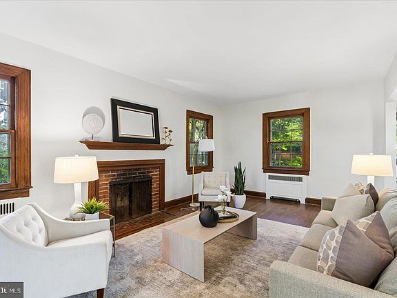 4th image of 4129 Leland St