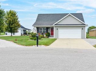 4860 Green Meadow Ct, Poseyville, IN 47633