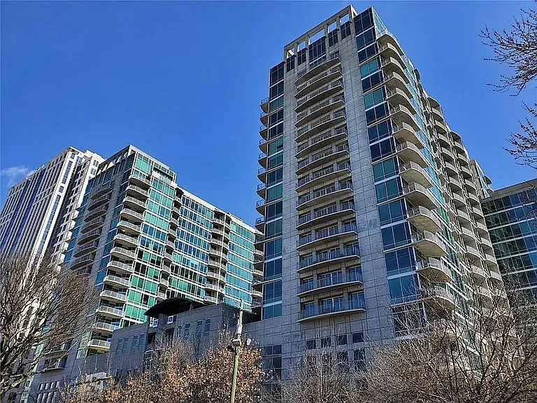 923 Peachtree St NE #2027 — Photo 76