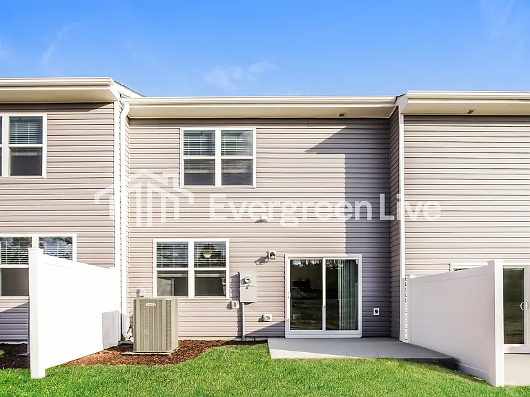 1408 Solace Way — Photo 15
