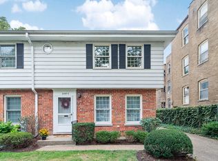 2107 Sherman Ave, Evanston, IL 60201