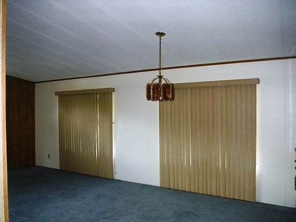 2nd image of 134 Pinewood Ter #87