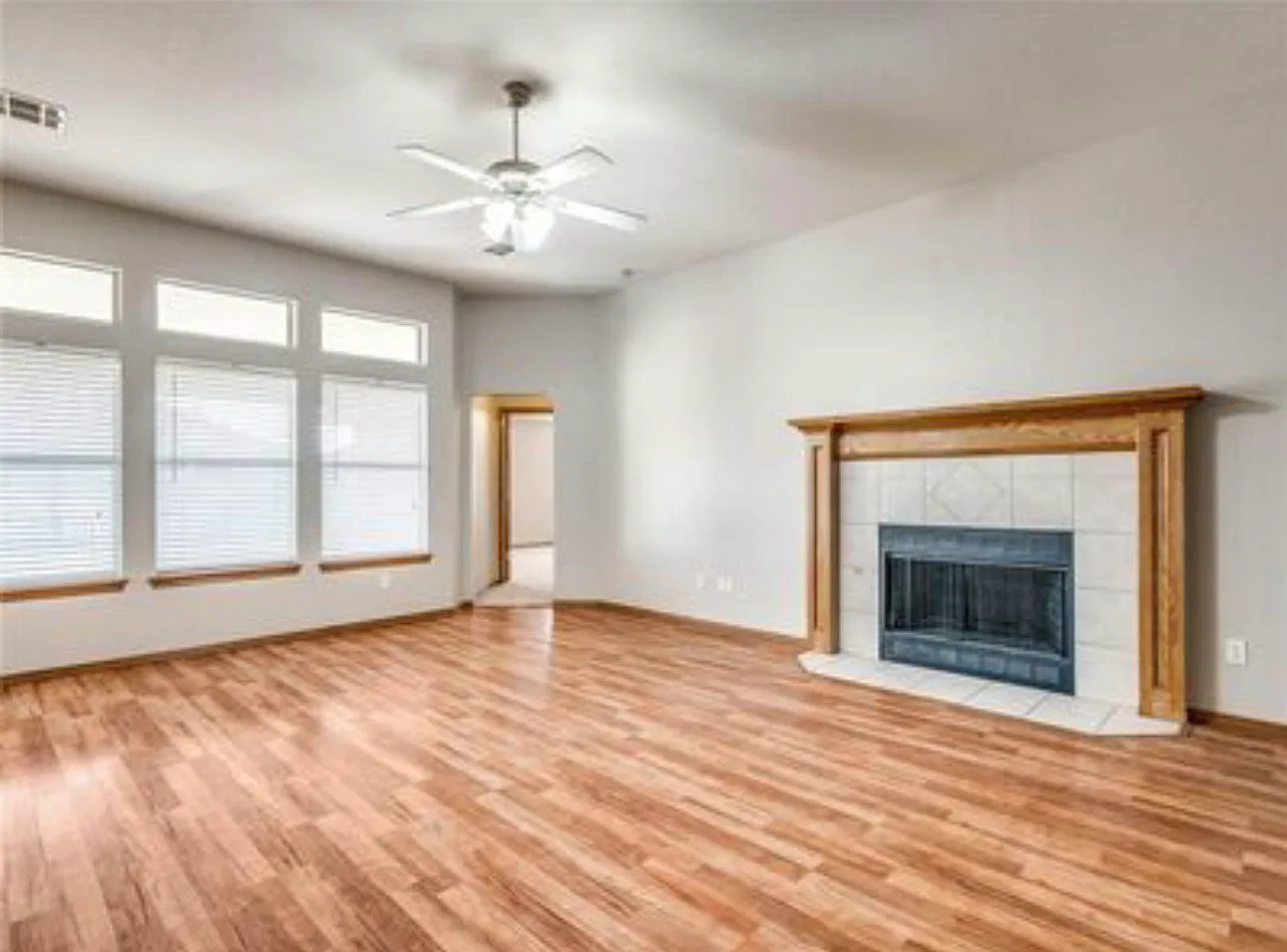 4 bed, 1854 sqft, $1,795 — Photo 4
