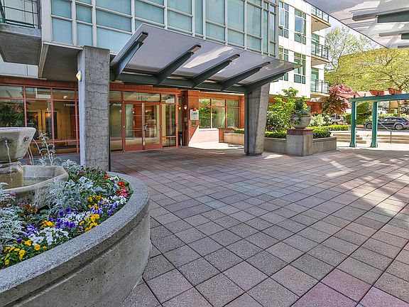 2nd image of 1188 106th Ave NE APT 424