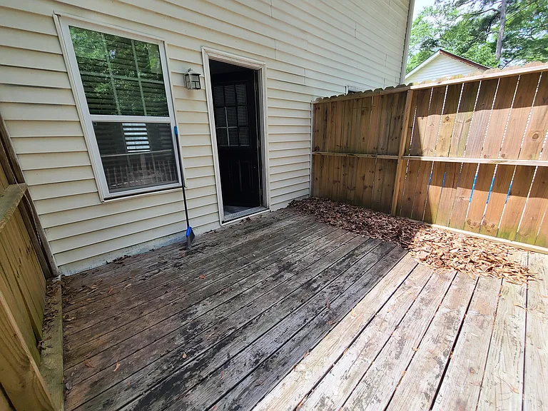 1212 Old Covington Hwy SE — Photo 8