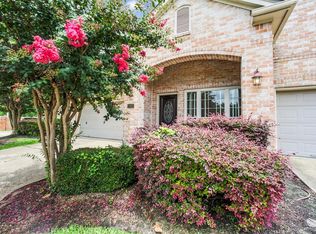 1107 Enclave Sq E, Houston, TX 77077