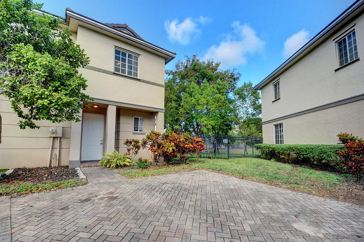 Building Photo - 2036 Marsh Harbor Dr